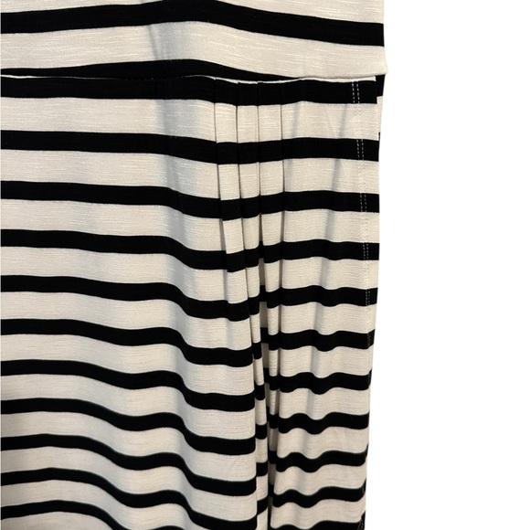 Chaps Women's Short Sleeves Crewneck Knit Black & White Striped Dress M Preppy - Picture 8 of 12